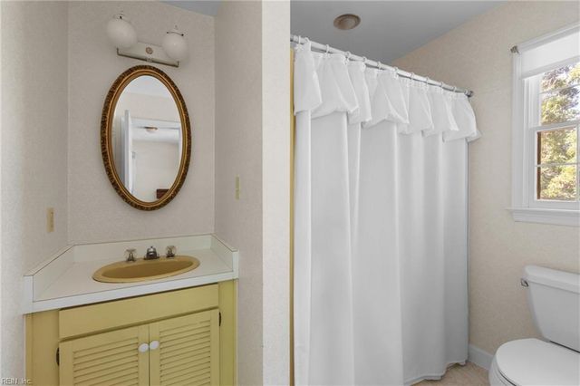 1309 Oleander AVE, Chesapeake, VA 23325