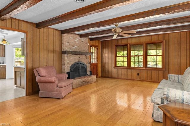 1309 Oleander AVE, Chesapeake, VA 23325