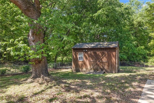 1309 Oleander AVE, Chesapeake, VA 23325