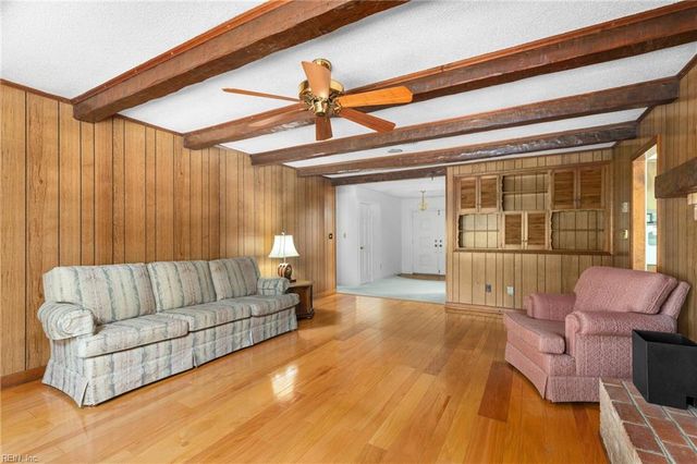 1309 Oleander AVE, Chesapeake, VA 23325