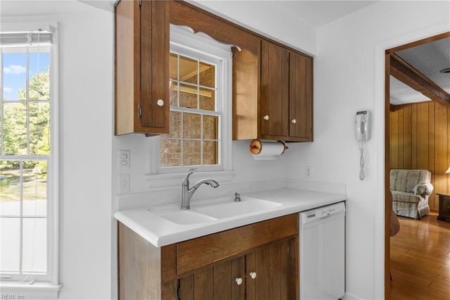 1309 Oleander AVE, Chesapeake, VA 23325