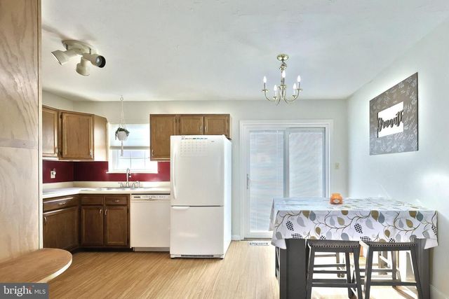 4054 SANDRA DR, York, PA 17402