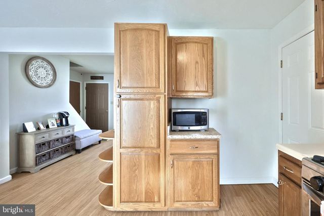 4054 SANDRA DR, York, PA 17402