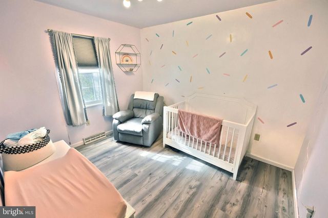 4054 SANDRA DR, York, PA 17402