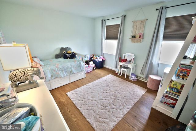 4054 SANDRA DR, York, PA 17402