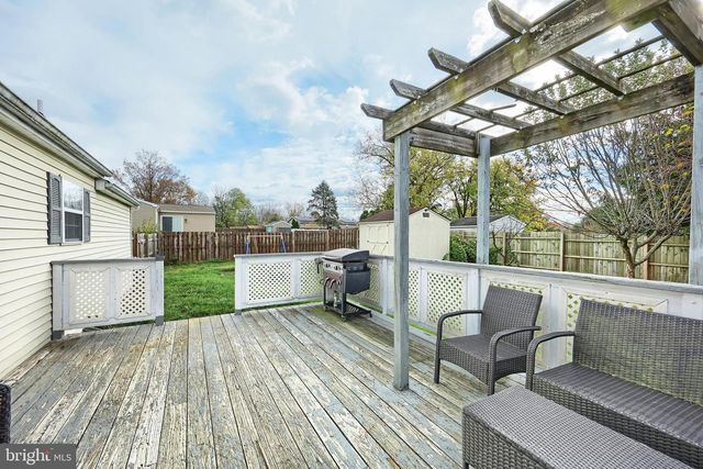 4054 SANDRA DR, York, PA 17402