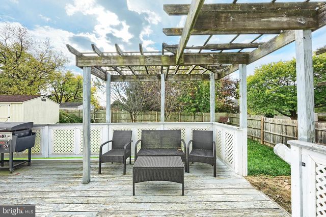 4054 SANDRA DR, York, PA 17402