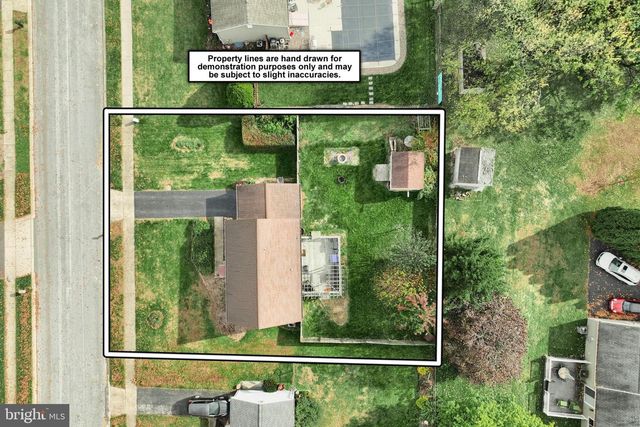 4054 SANDRA DR, York, PA 17402