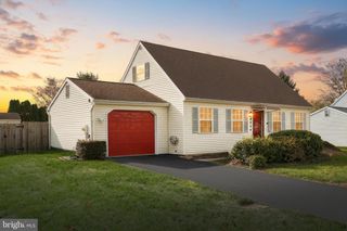 4054 SANDRA DR, York, PA 17402