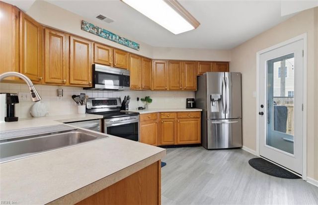 726 Carolina AVE, Virginia Beach, VA 23451