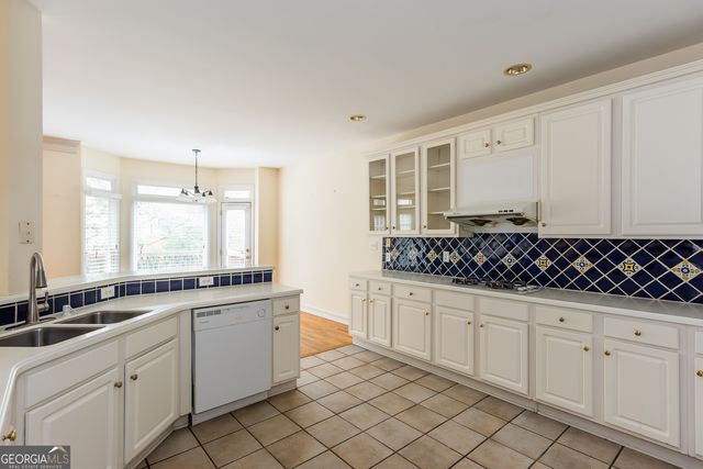 2015 Lenox Cove Circle NE, Brookhaven, GA 30319