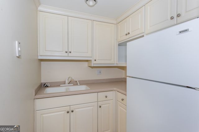 2015 Lenox Cove Circle NE, Brookhaven, GA 30319