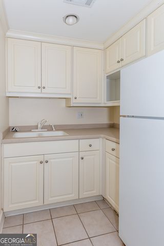 2015 Lenox Cove Circle NE, Brookhaven, GA 30319