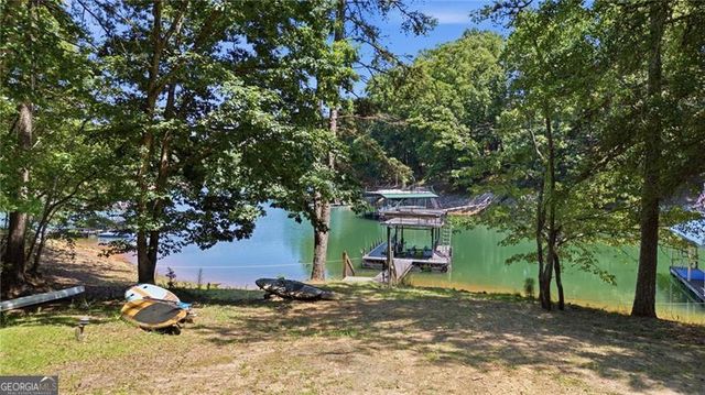 8190 Old Mill Drive, Gainesville, GA 30506