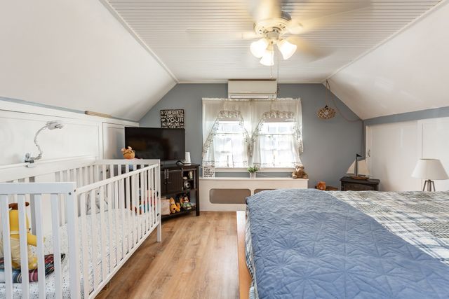 71 Sycamore St, Swansea, MA 02777