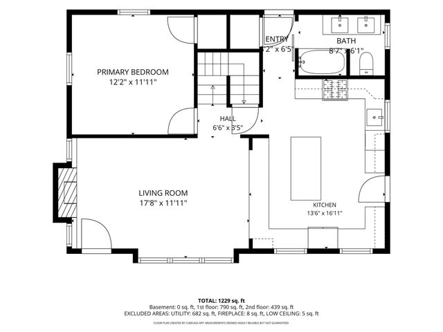 71 Sycamore St, Swansea, MA 02777