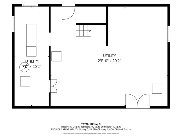 71 Sycamore St, Swansea, MA 02777