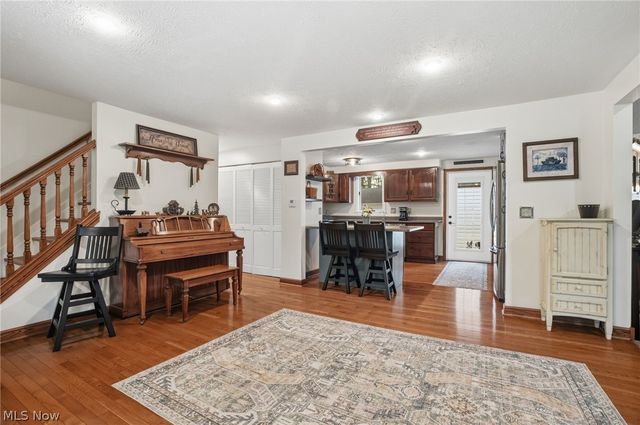 175 Henn Hyde Road NE, Howland, OH 44484