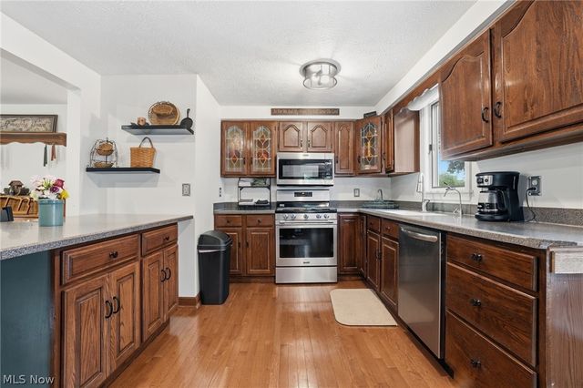 175 Henn Hyde Road NE, Howland, OH 44484
