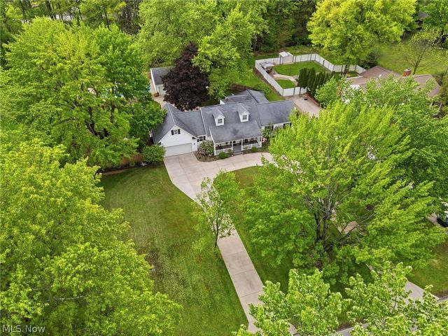 175 Henn Hyde Road NE, Howland, OH 44484