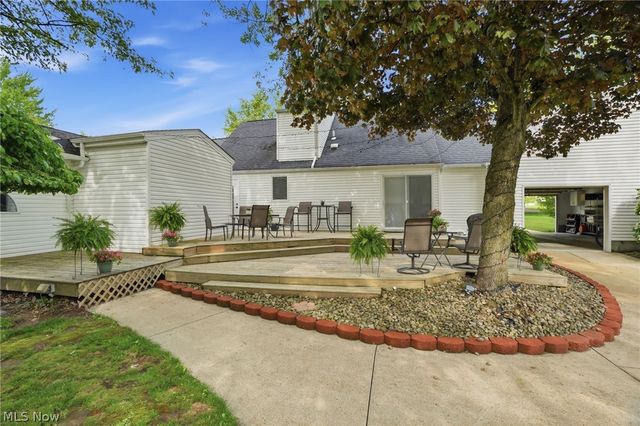 175 Henn Hyde Road NE, Howland, OH 44484