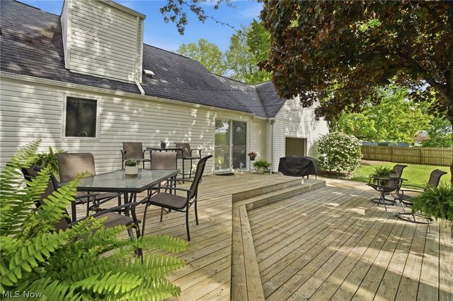 175 Henn Hyde Road NE, Howland, OH 44484