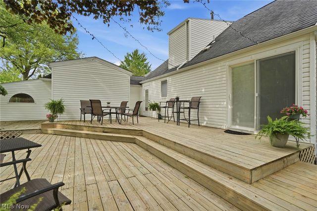 175 Henn Hyde Road NE, Howland, OH 44484