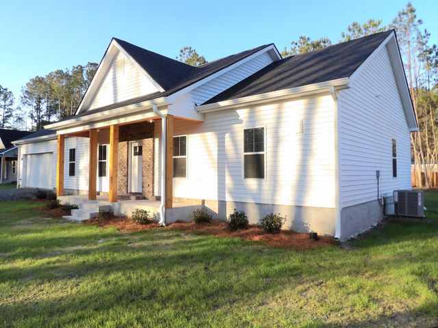 81 Clara Court, Walterboro, SC 29488