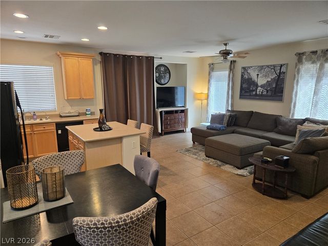 3632 Lakeside Villas Avenue, North Las Vegas, NV 89081