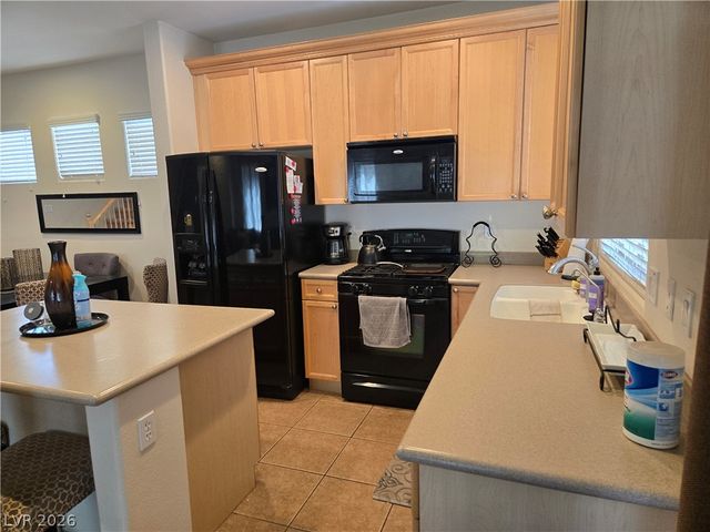 3632 Lakeside Villas Avenue, North Las Vegas, NV 89081