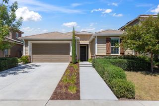 457 Wishon Way W, Madera, CA 93636