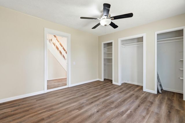 1525 E Cairo Street, Springfield, MO 65802