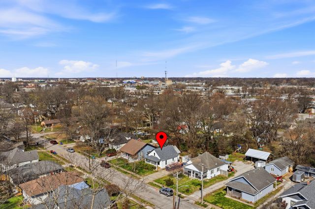 1525 E Cairo Street, Springfield, MO 65802