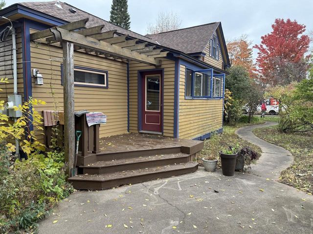 619 10th Ave W, Ashland, WI 54806