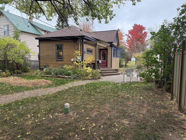 619 10th Ave W, Ashland, WI 54806