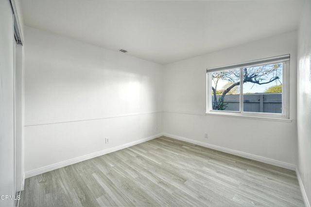 3330 Ketch Avenue, Oxnard, CA 93035
