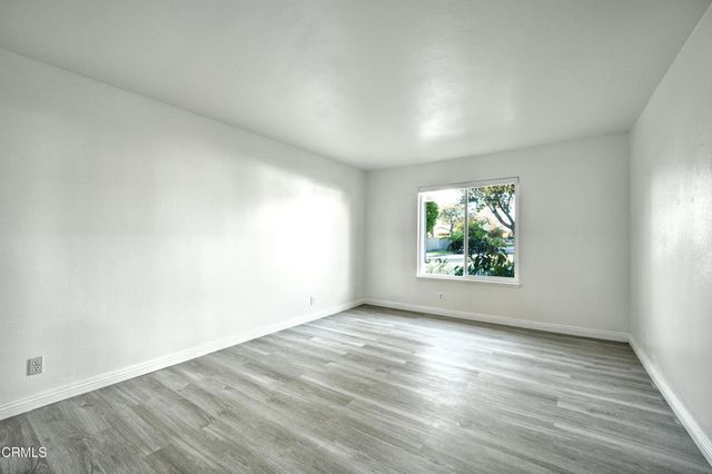 3330 Ketch Avenue, Oxnard, CA 93035