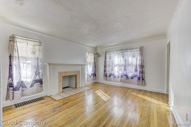 20070 Irvington Street, Highland Park, MI 48203