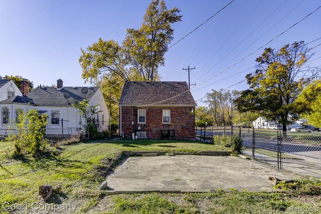 20070 Irvington Street, Highland Park, MI 48203