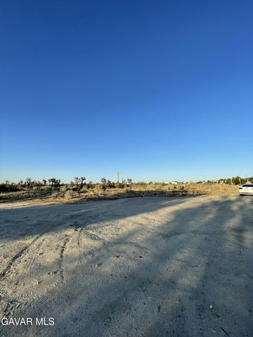 55th Ste Vic Avenue R Ste, Palmdale, CA 93550