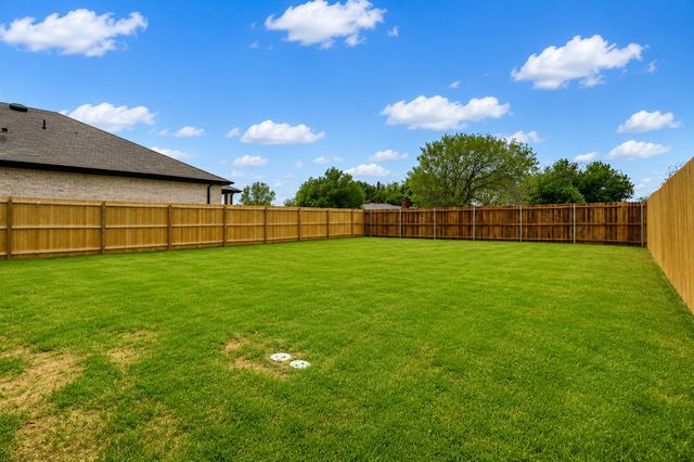 1200 Keswick Drive, Van Alstyne, TX 75495