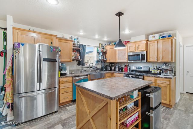 306 Gerdes Avenue, Sun Valley, NV 89433