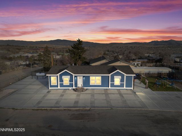 306 Gerdes Avenue, Sun Valley, NV 89433