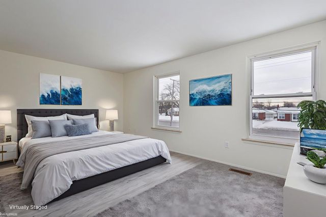 16861 E 12 Mile Rd Road, Roseville, MI 48066