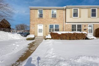 16861 E 12 Mile Rd Road, Roseville, MI 48066