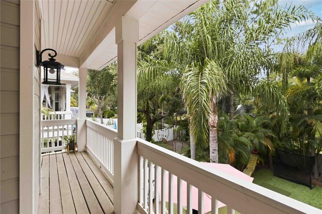 2869 BAYSHORE TRAILS DRIVE, Tampa, FL 33611