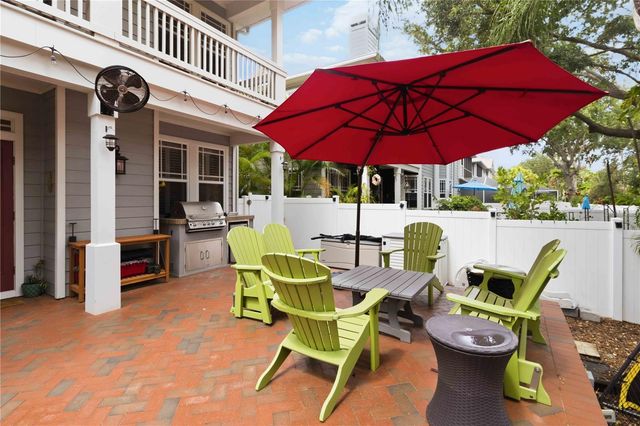 2869 BAYSHORE TRAILS DRIVE, Tampa, FL 33611