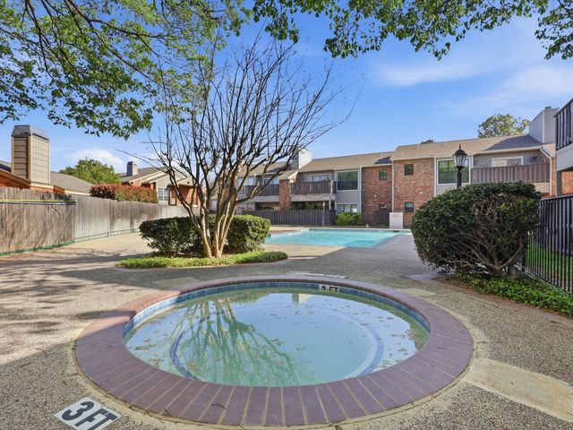 411 Pebble Way 148, Arlington, TX 76006