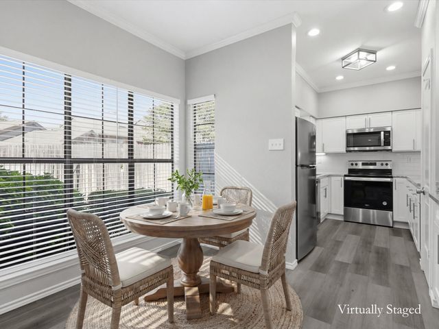 411 Pebble Way 148, Arlington, TX 76006