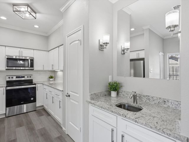 411 Pebble Way 148, Arlington, TX 76006